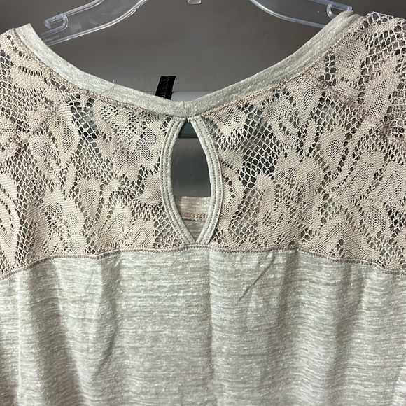 Full Tilt Medium Burnout lace sleeveless shirt - Picture 7 of 7